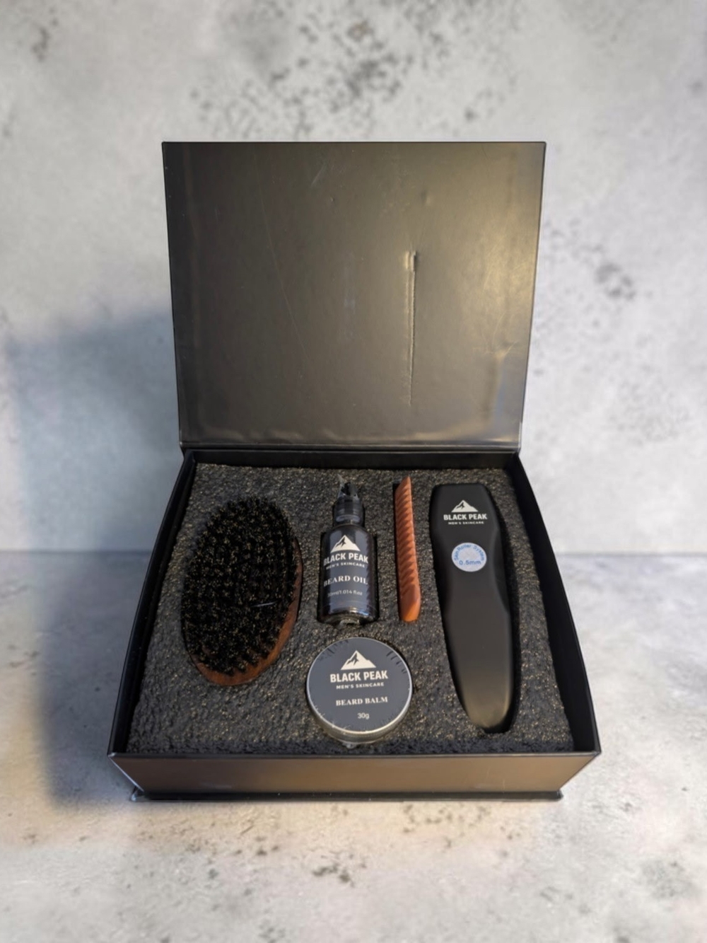 Black Peak Men’s Beard Essentials Grooming Gift Set NWT